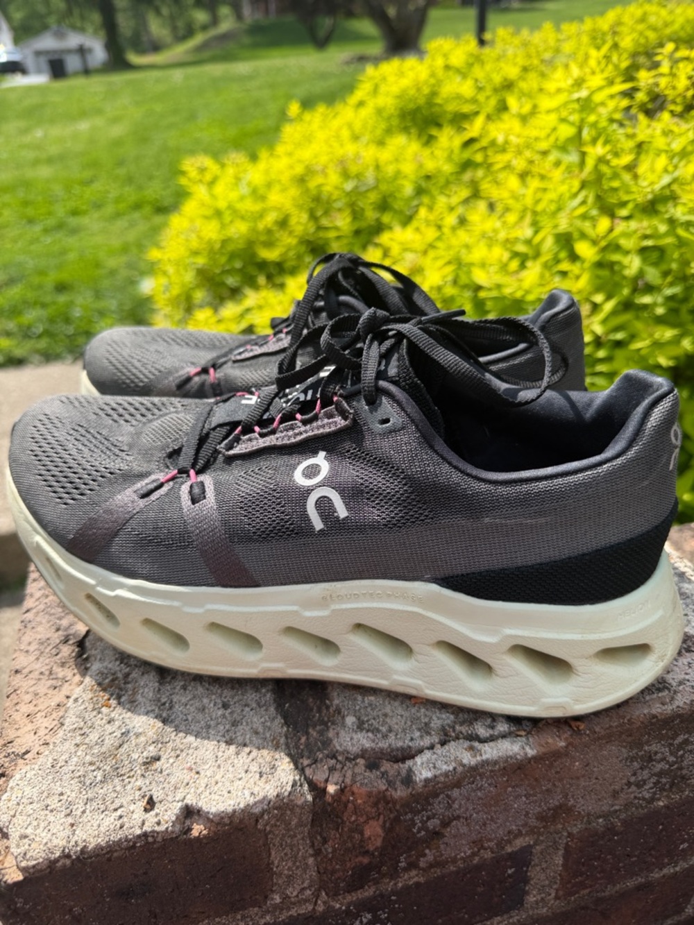 On Running women’s cloudeclispe  - 10